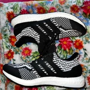 Barely Worn Adidas Ultraboost